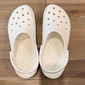 Men’s white Crocs Classic Clog sandals